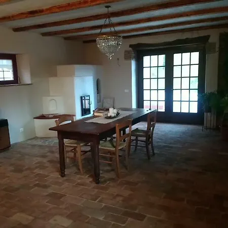 Holiday Via Castelmonte